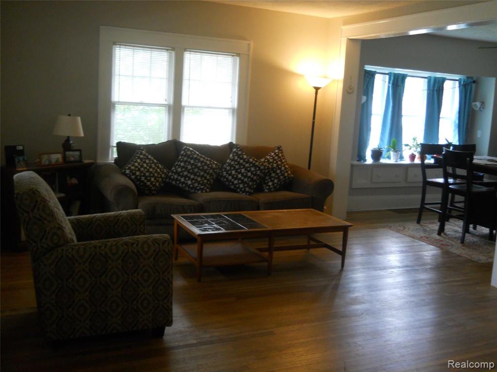 403 East Grand River Road Fowlerville, MI 48836 - Photo 17 of 40 Gallery Image 17