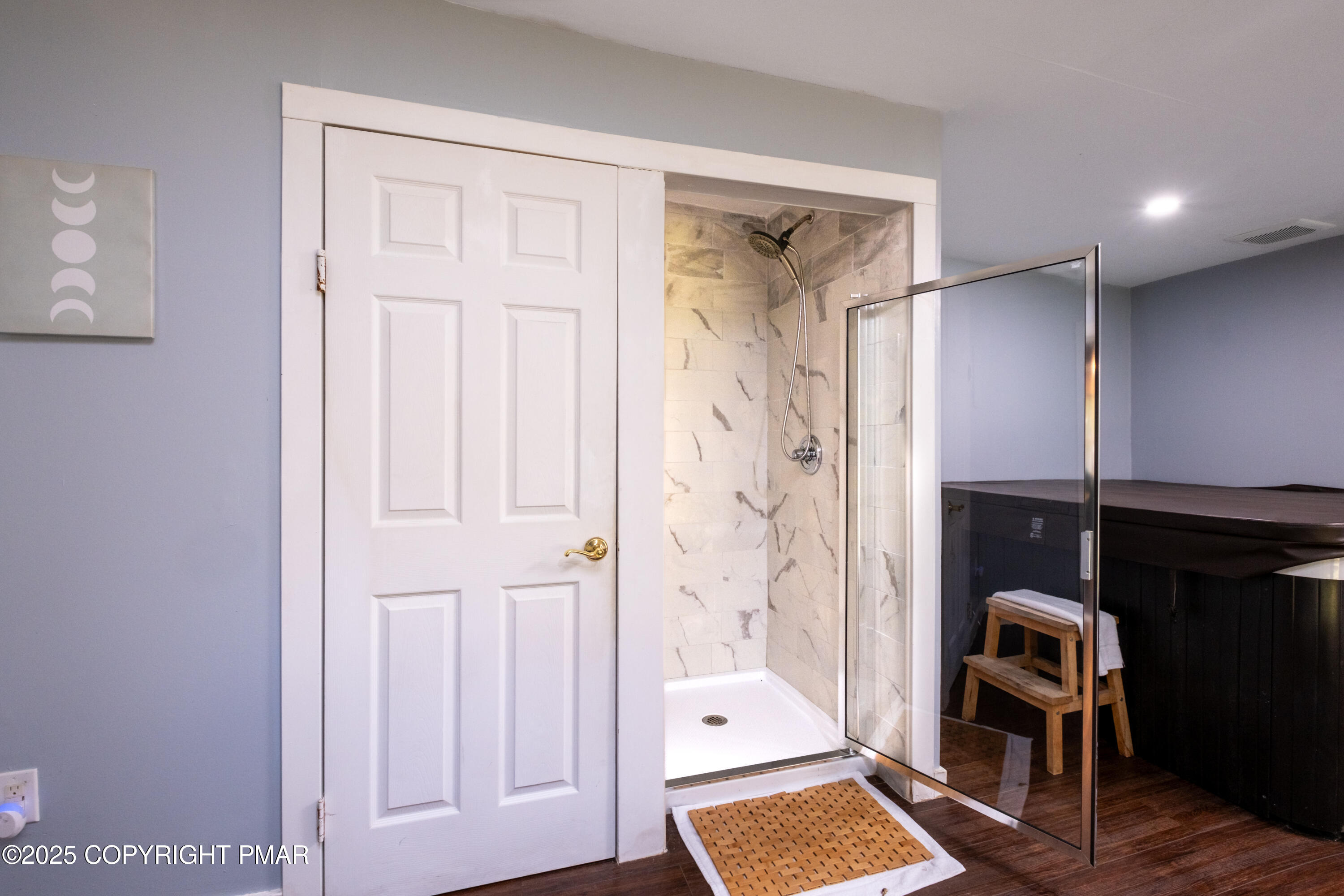 1885 Sullivan Trail Tannersville, PA 18372 - Photo 21 of 46 a view of a hallway with workspace and a window