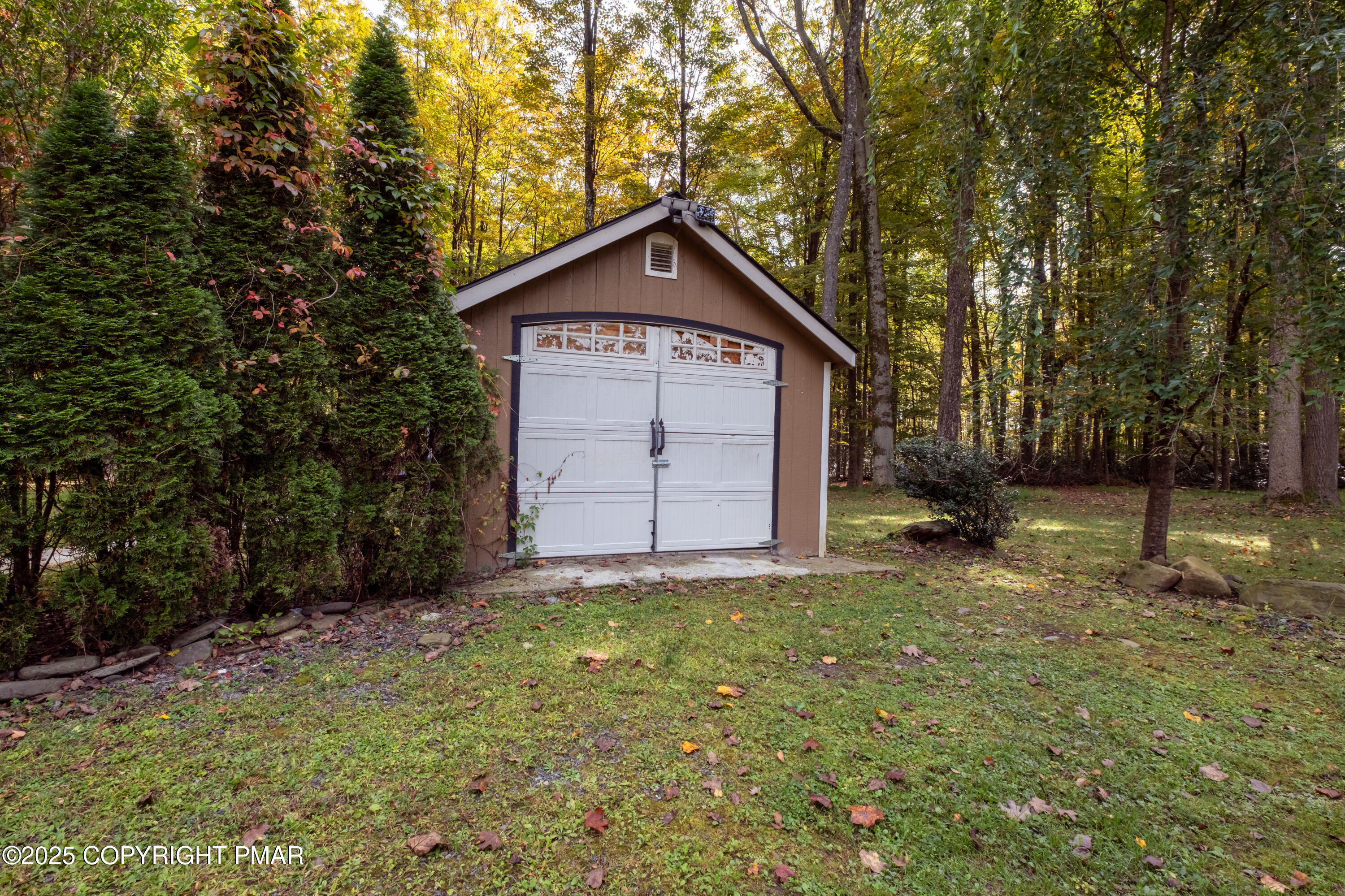 1885 Sullivan Trail Tannersville, PA 18372 - Photo 30 of 46 a view of backyard of house