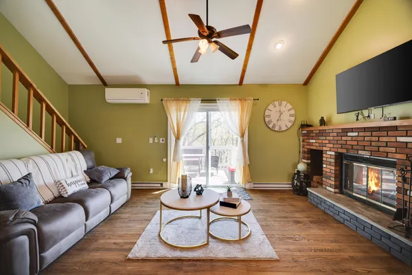 $2,790 | 163 Cambridge Court, Bushkill, PA 18324