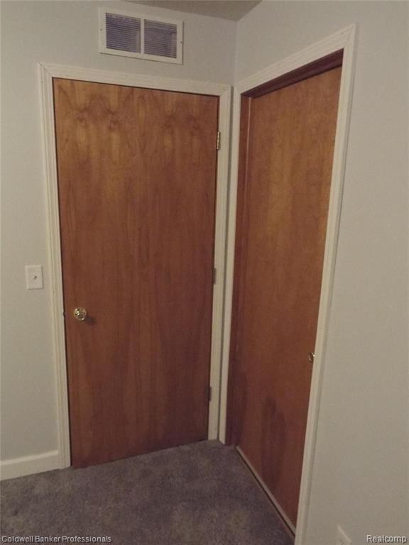 45820 Prairiegrass, Unit 8 Belleville, MI 48111 - Photo 18 of 29