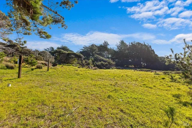 a view of an ocean view