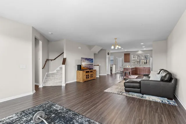 $384,900 | 5248 Hampton Street Northeast, Prior Lake, MN 55372