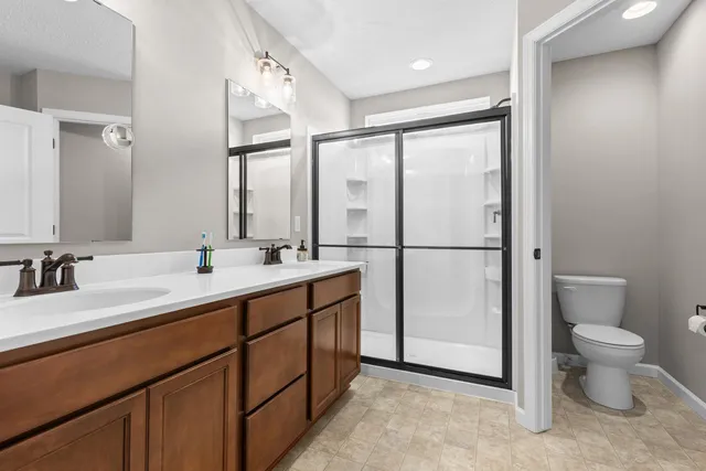 $384,900 | 5248 Hampton Street Northeast, Prior Lake, MN 55372