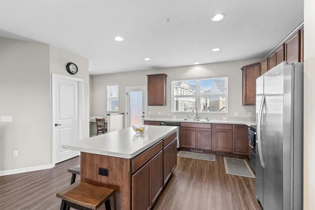 $384,900 | 5248 Hampton Street Northeast, Prior Lake, MN 55372