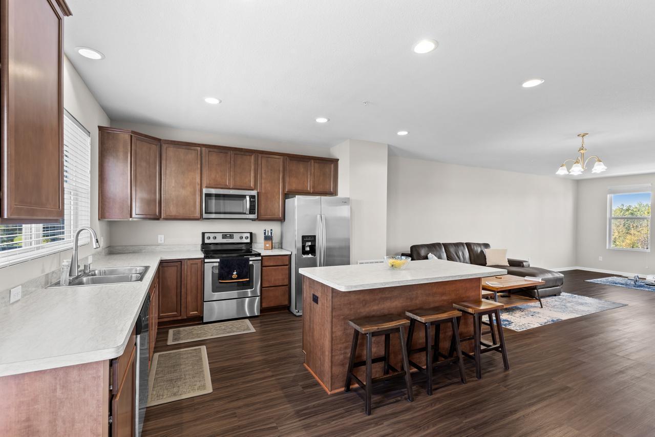 5248 Hampton Street Northeast Prior Lake, MN 55372 - Photo 10 of 26