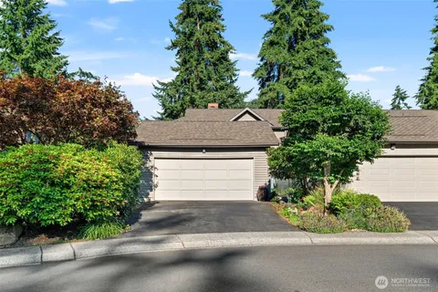 $975,000 | 16968 65th Lane Northeast, Kenmore, WA 98028