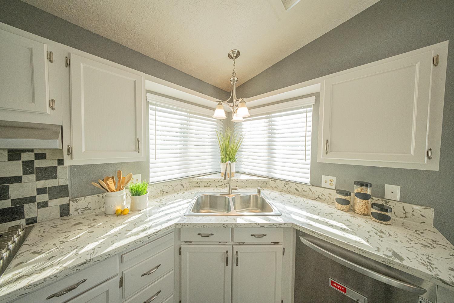 6912 Daisy Lane Citrus Heights, CA 95621 - Photo 17 of 55