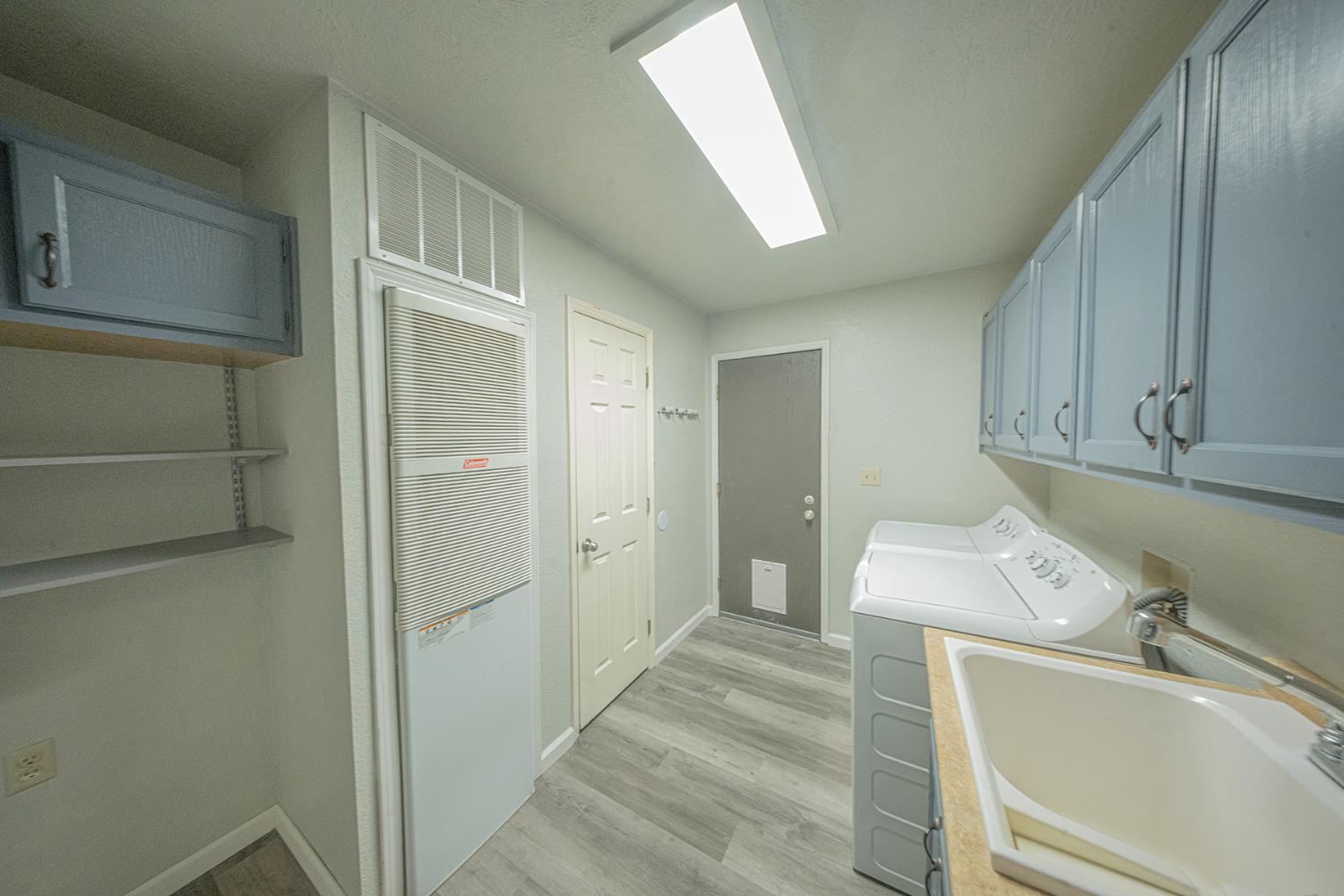 6912 Daisy Lane Citrus Heights, CA 95621 - Photo 32 of 55