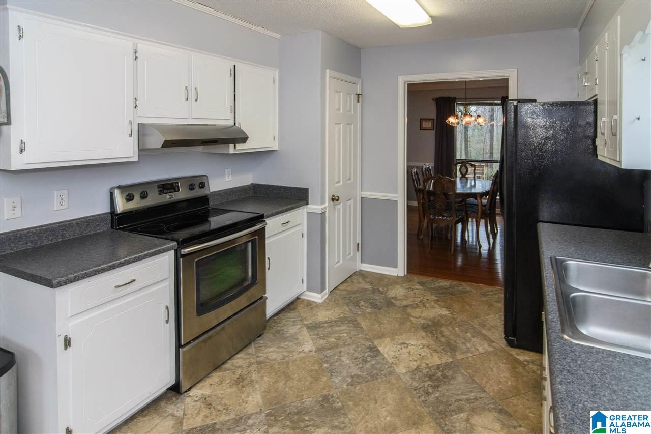 34 Hunters Trace Pelham, AL 35124 - Photo 13 of 41