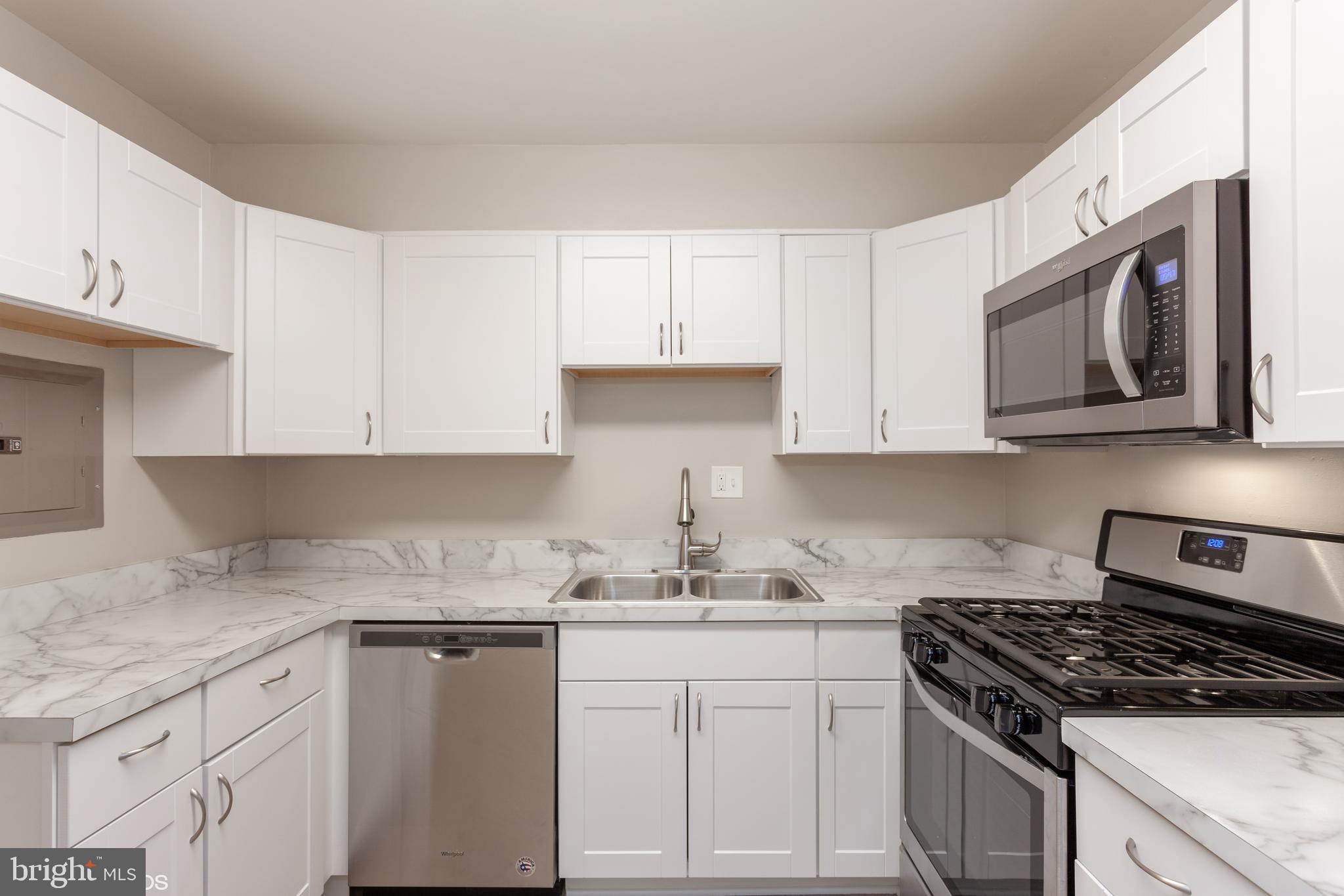 3813 Swann Road, Unit 1 Suitland, MD 20746 - Photo 9 of 20 kitchen