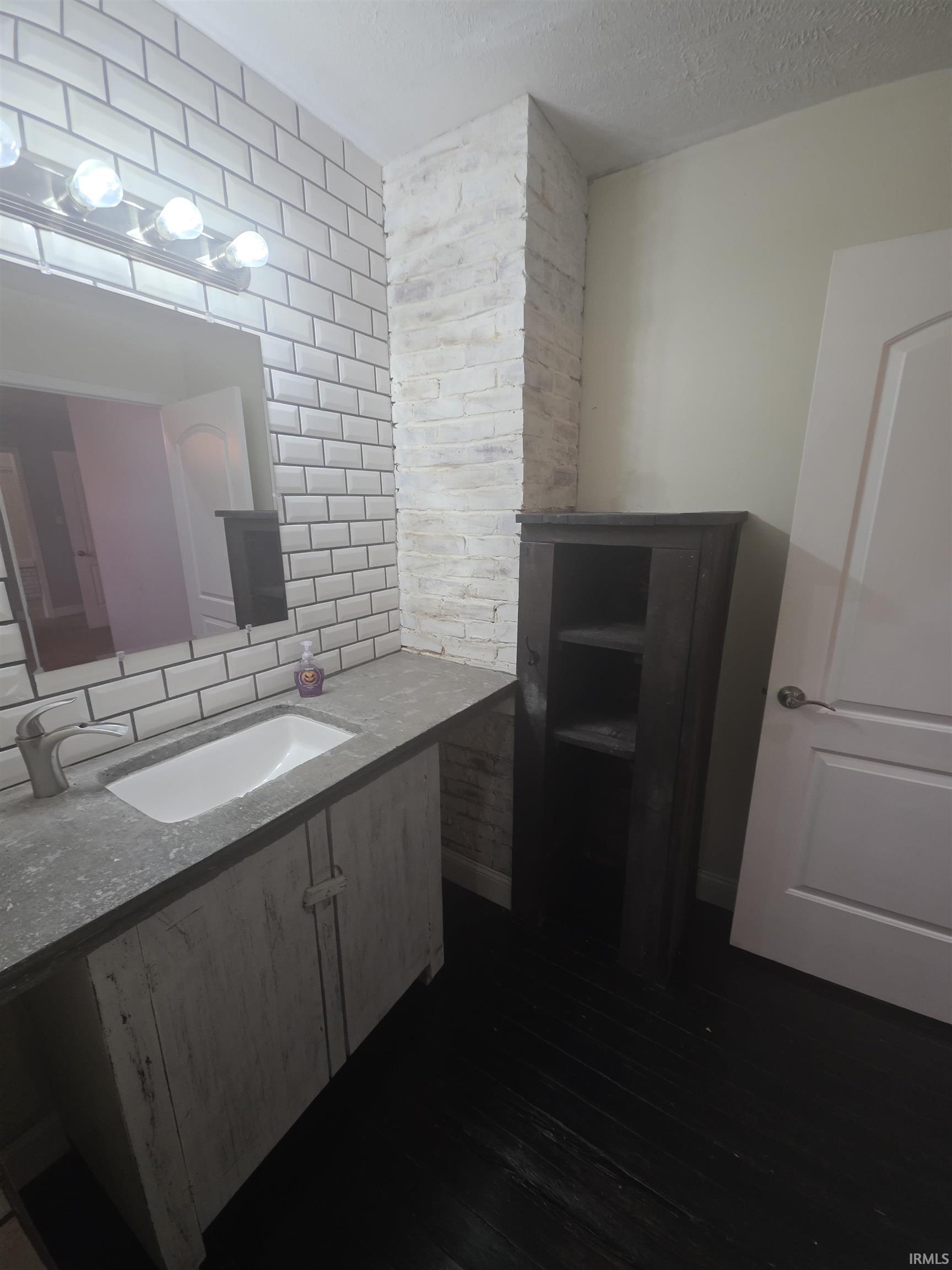 1028 R Street Bedford, IN 47421 - Photo 13 of 35