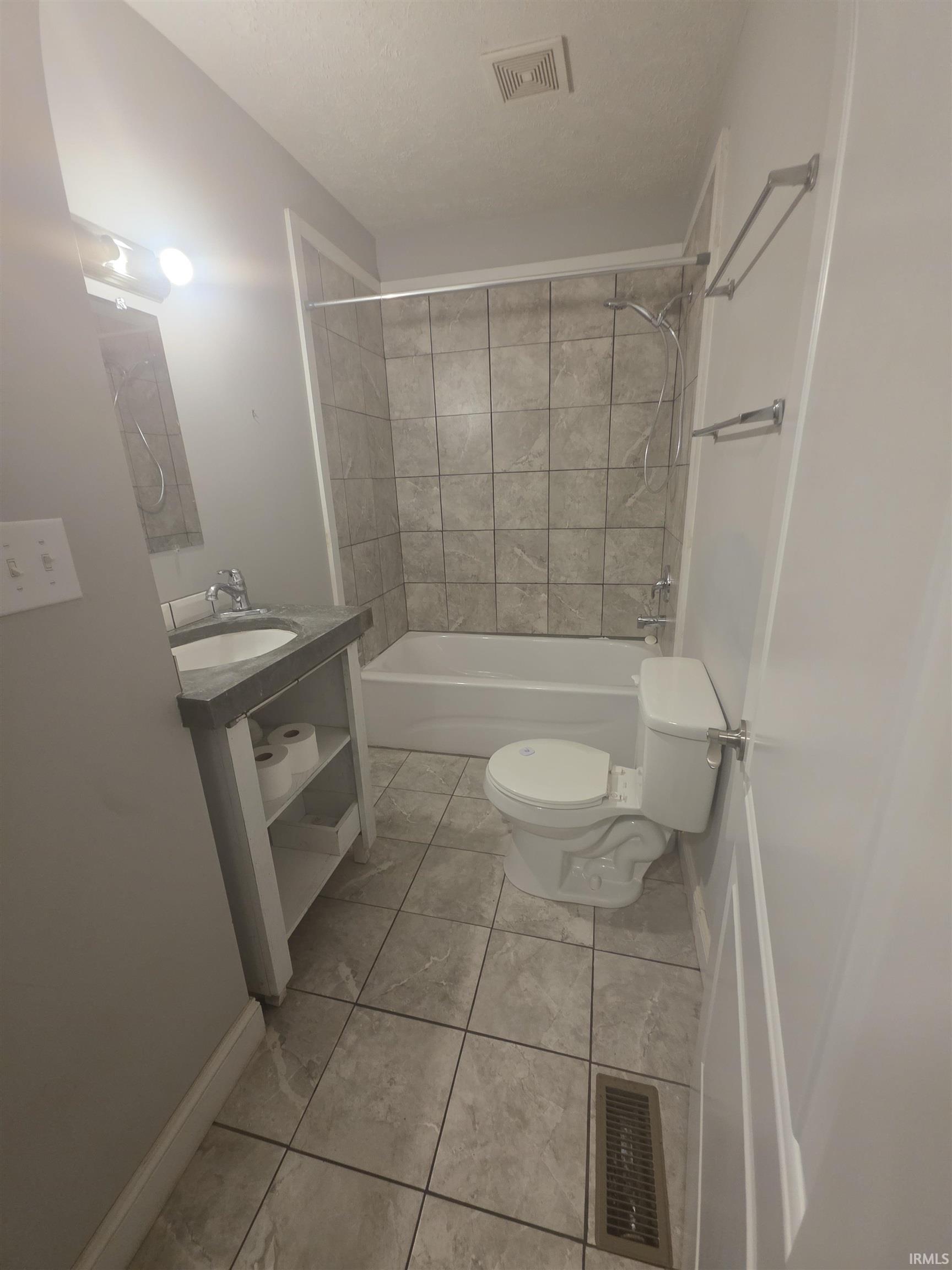 1028 R Street Bedford, IN 47421 - Photo 15 of 35