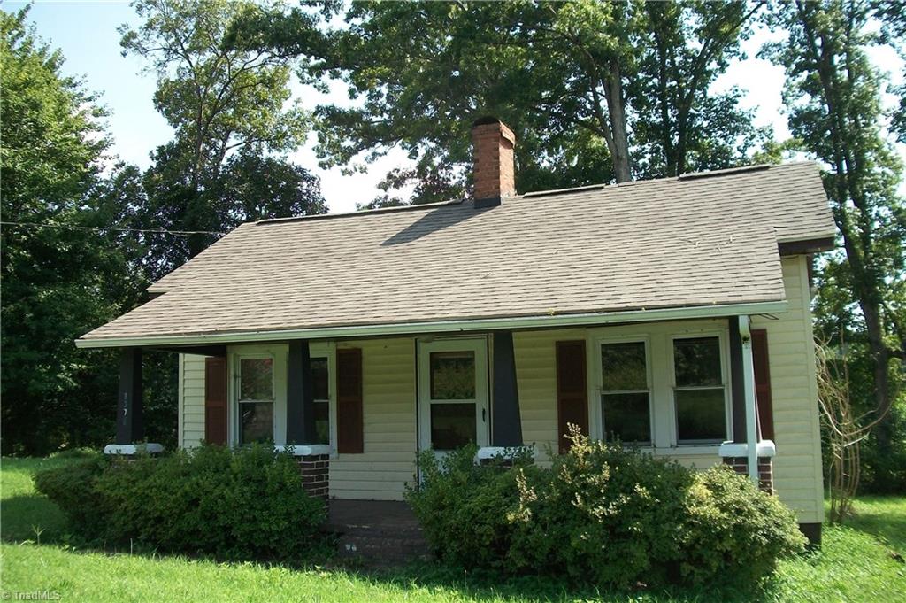 8378 Reynolda Road Pfafftown, NC 27040 - Photo 1 of 29 Gallery Image 1