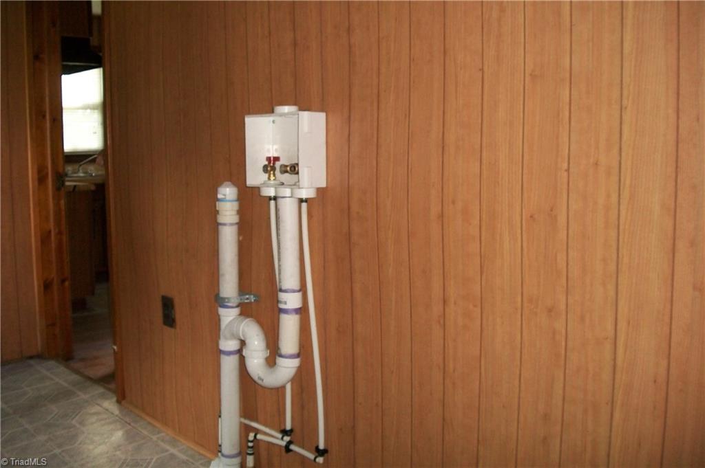 8378 Reynolda Road Pfafftown, NC 27040 - Photo 20 of 29 Gallery Image 20