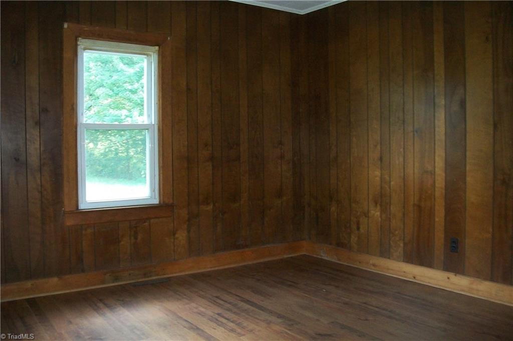 8378 Reynolda Road Pfafftown, NC 27040 - Photo 6 of 29 Gallery Image 6