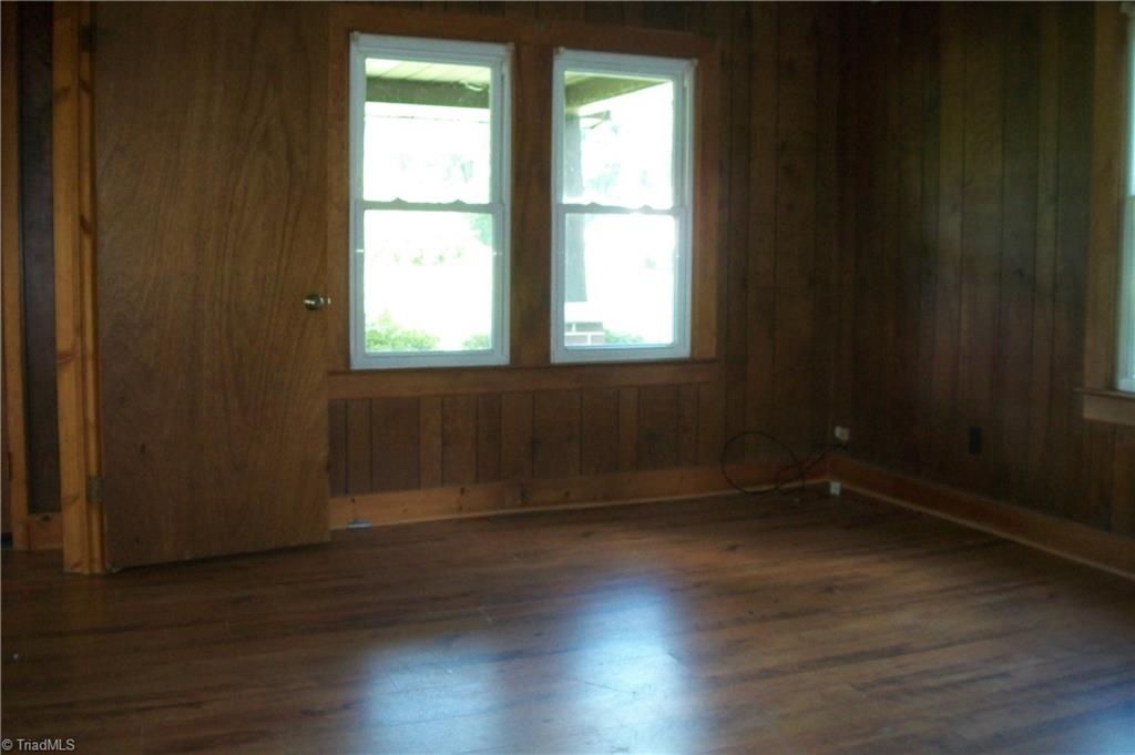 8378 Reynolda Road Pfafftown, NC 27040 - Photo 7 of 29 Gallery Image 7