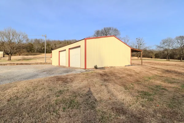 $449,900 | 186 Aggie Perry Road, Bethpage, TN 37022