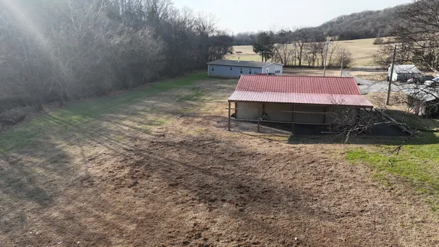 $459,500 | 186 Aggie Perry Road, Bethpage, TN 37022