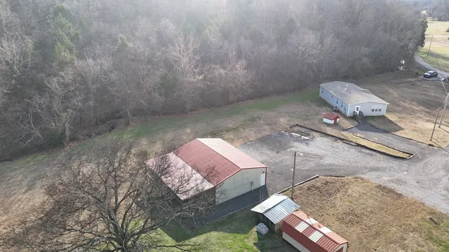 $459,500 | 186 Aggie Perry Road, Bethpage, TN 37022