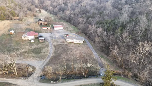 $449,900 | 186 Aggie Perry Road, Bethpage, TN 37022