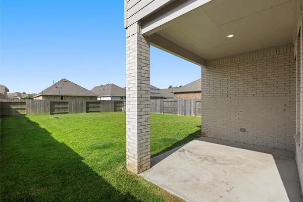 $2,295 | 4914 Chester Lake Lane, Porter, TX 77365