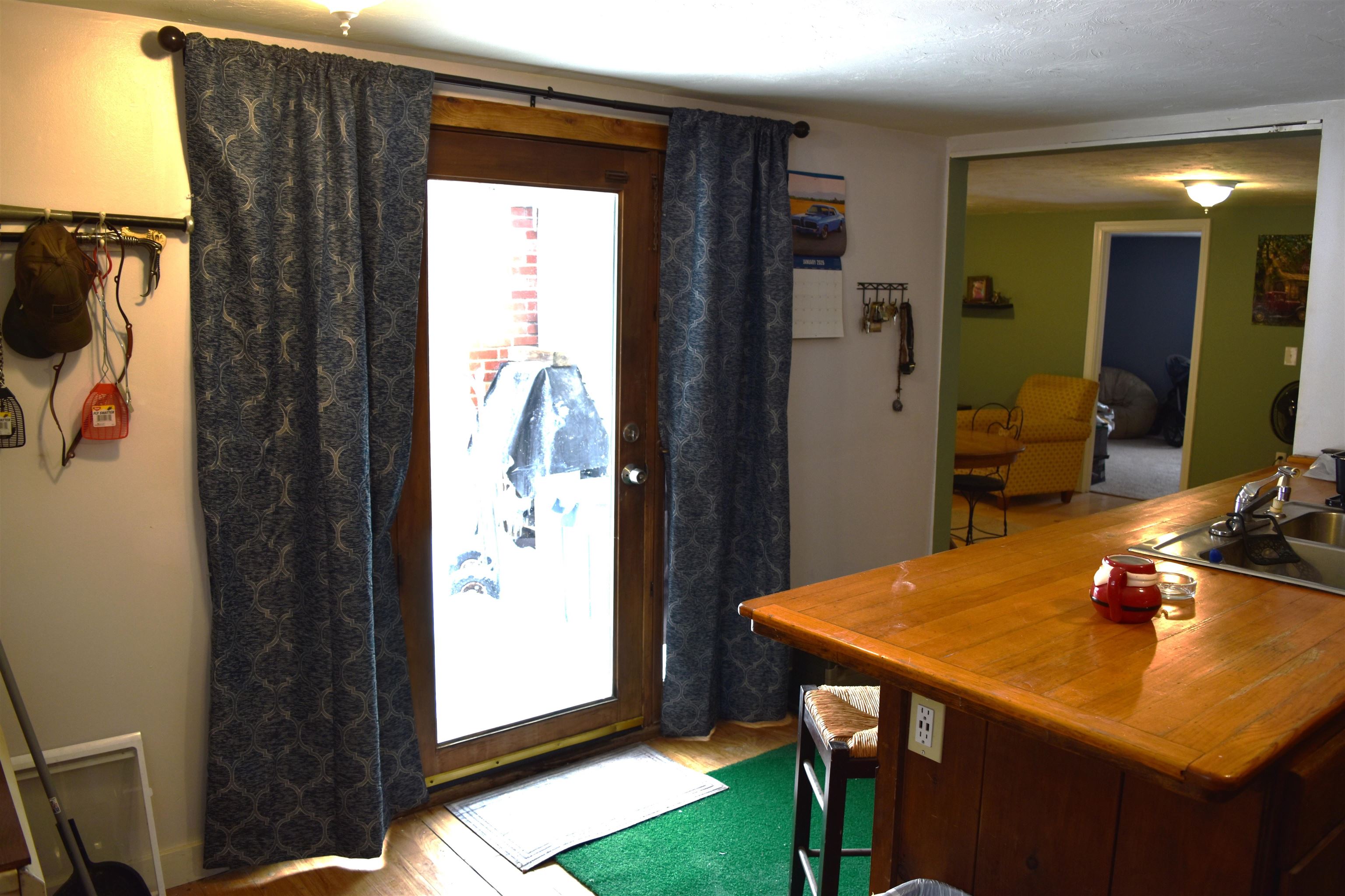 53 Concord Street Belmont, NH 03220 - Photo 4 of 44