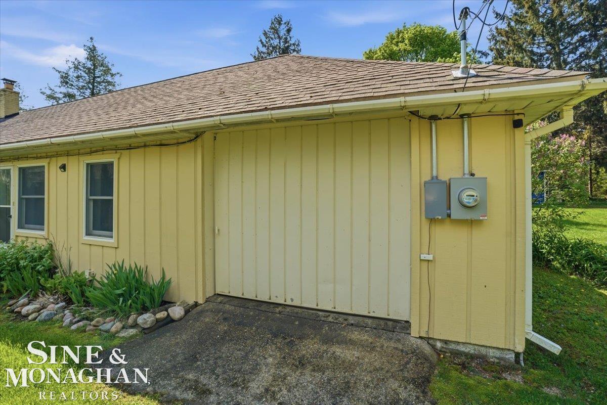 637 South Lakeshore Road Port Sanilac, MI 48469 - Photo 28 of 49