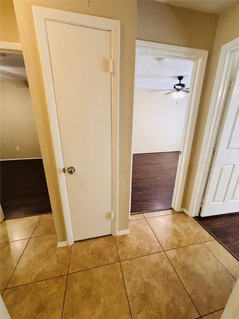 $1,850 | 22219 Acorn Valley Drive, Spring, TX 77389