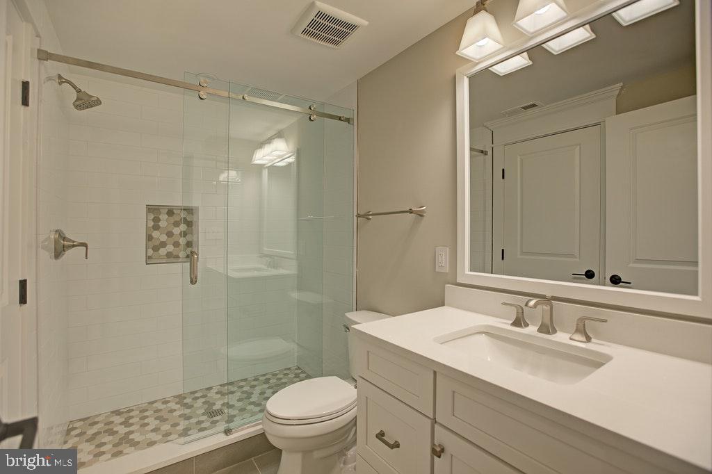 1922 Byrd Road Vienna, VA 22182 - Photo 46 of 48 Lower level full bath