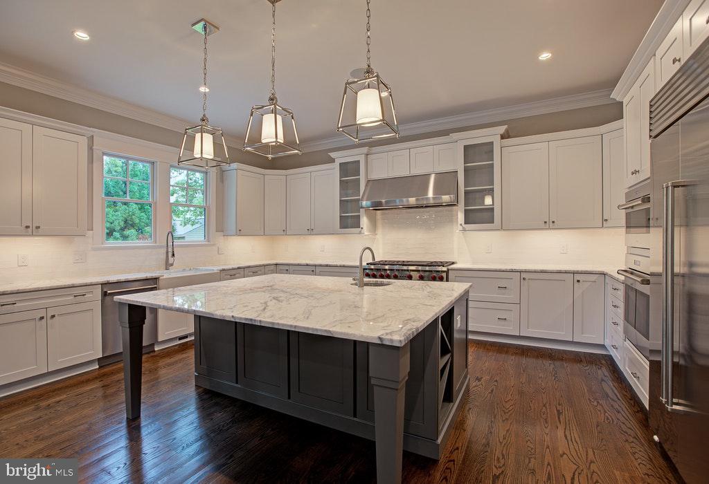 1922 Byrd Road Vienna, VA 22182 - Photo 8 of 48 Gorgeous kitchen w/ high end appliances