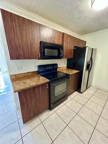 $2,400 | 141 Plumage Lane, West Palm Beach, FL 33415