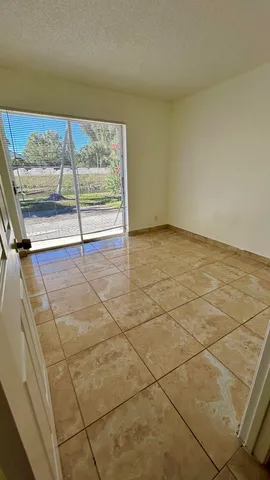 $2,400 | 141 Plumage Lane, West Palm Beach, FL 33415