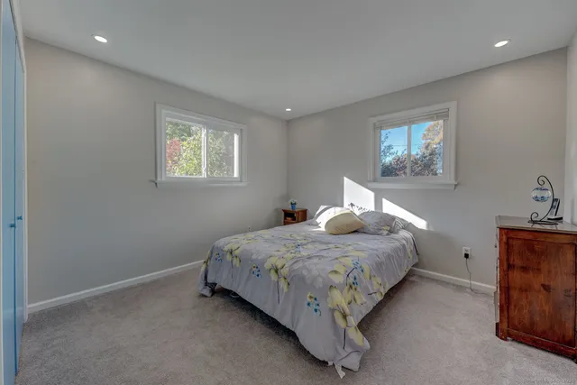 $479,900 | 438 Foote Road, Glastonbury, CT 06073