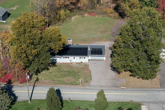 $479,900 | 438 Foote Road, Glastonbury, CT 06073