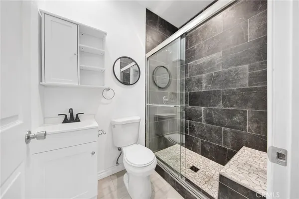 $1,850 | 8459 O'Melveny Avenue, Sun Valley, CA 91352