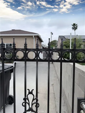 $1,850 | 8459 O'Melveny Avenue, Sun Valley, CA 91352