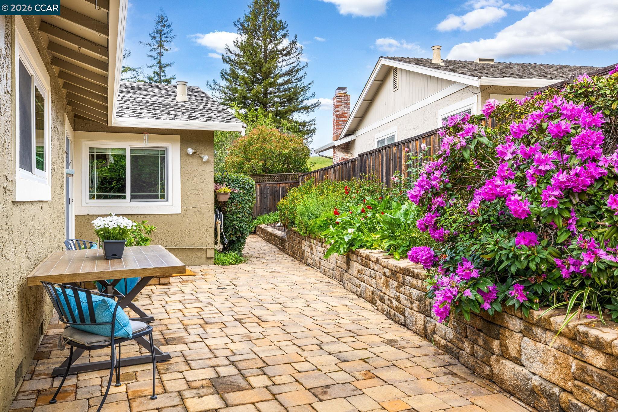 2095 Robb Road Walnut Creek, CA 94596 - Photo 17 of 26