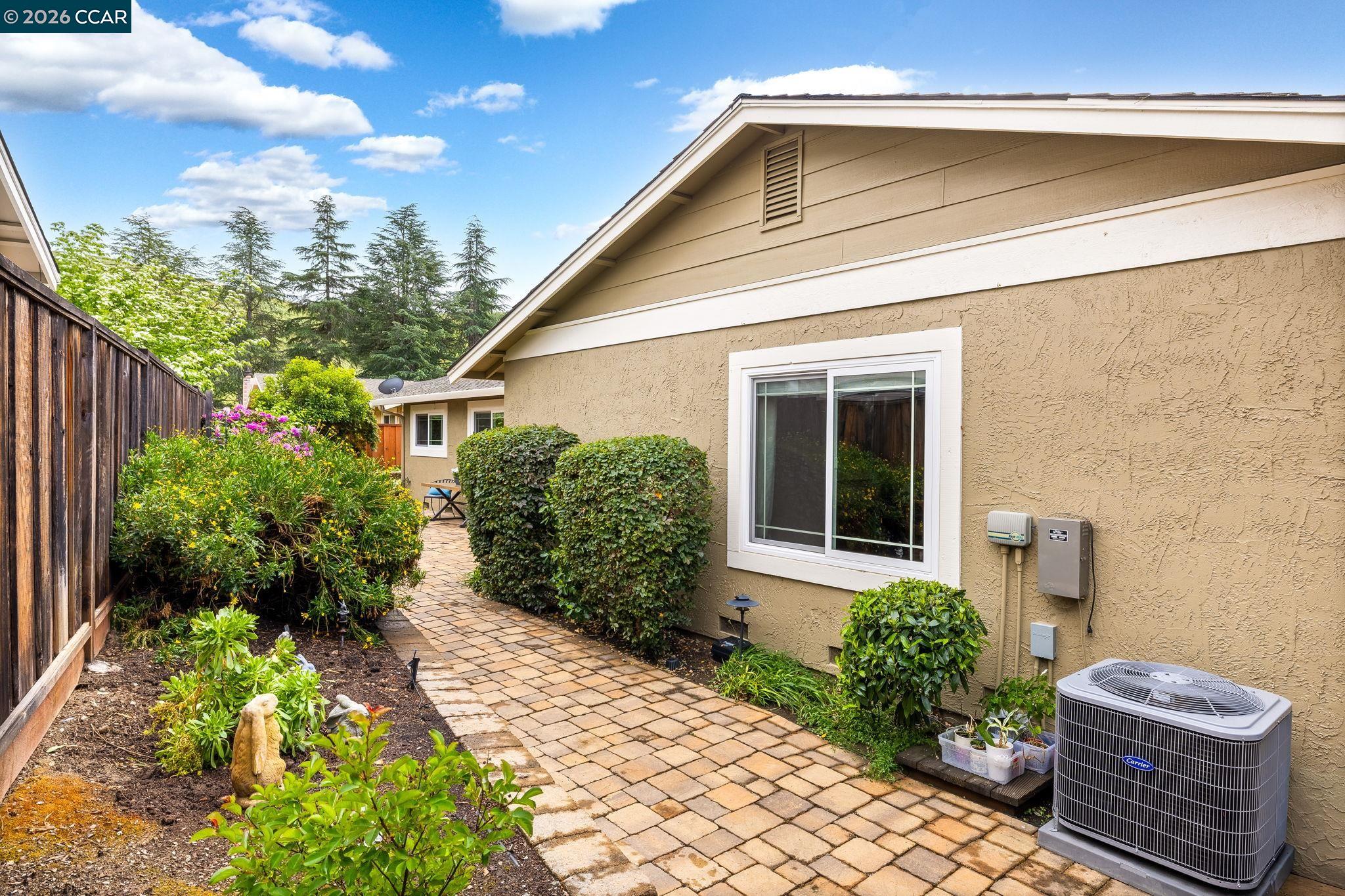 2095 Robb Road Walnut Creek, CA 94596 - Photo 18 of 26