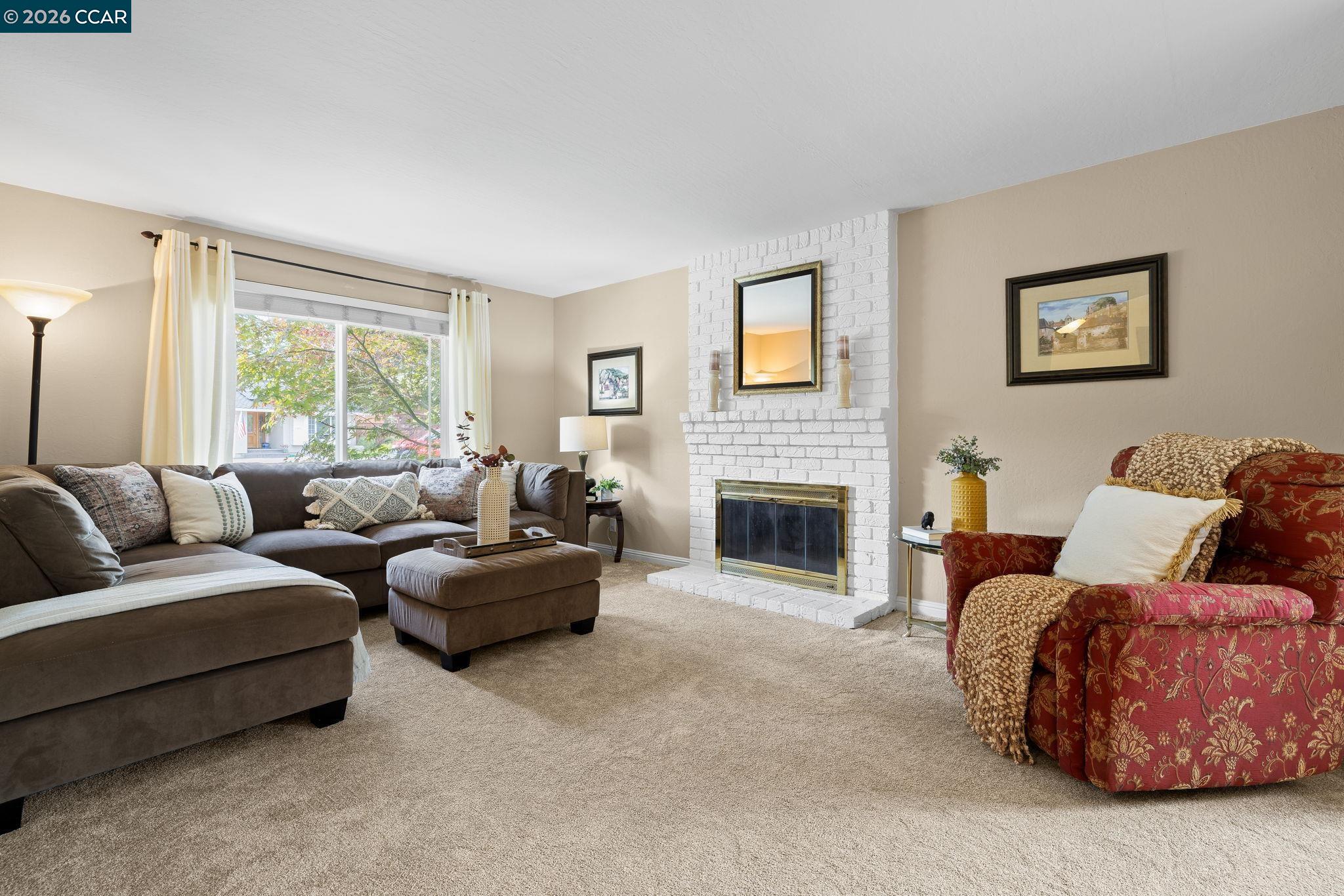 2095 Robb Road Walnut Creek, CA 94596 - Photo 2 of 26