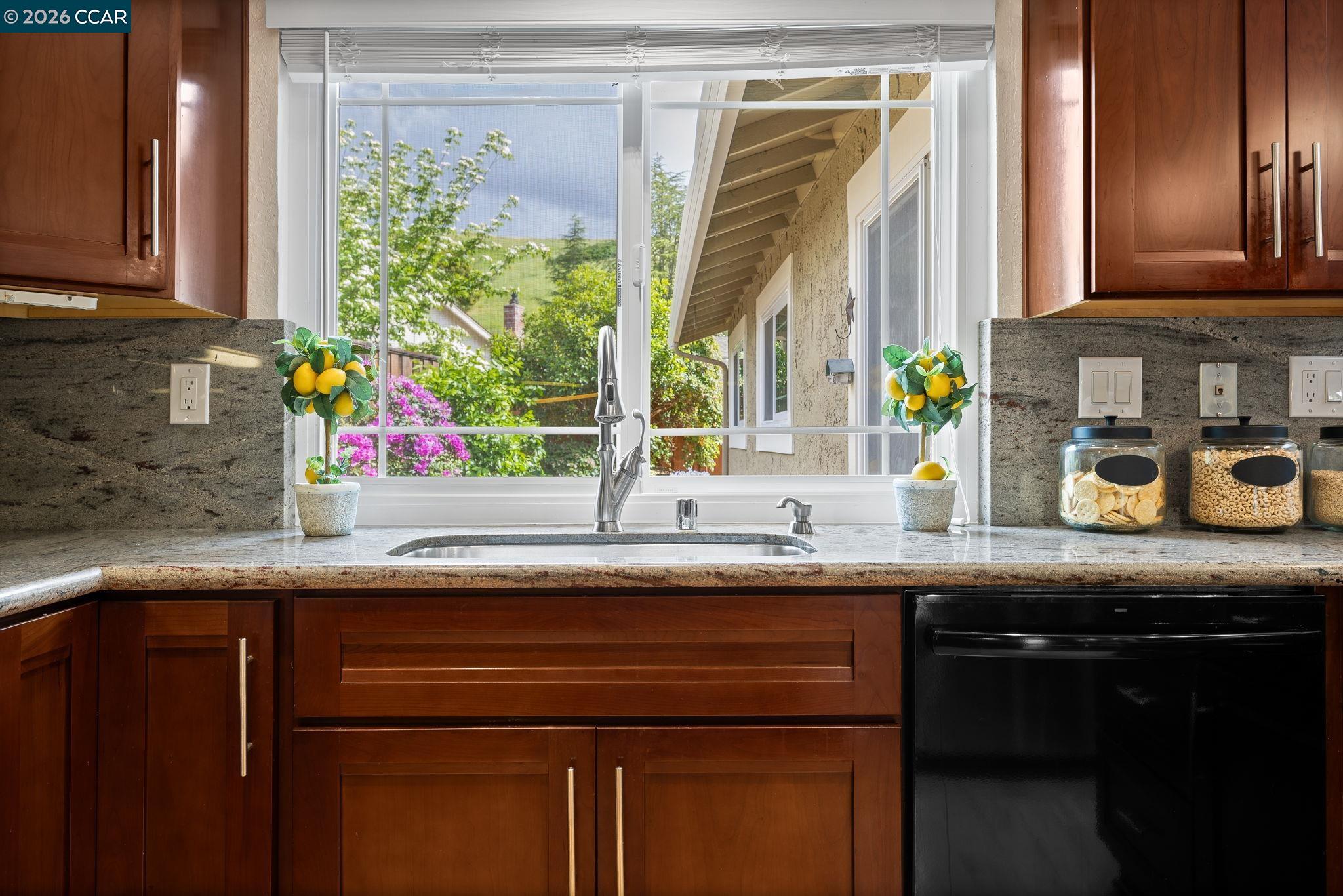 2095 Robb Road Walnut Creek, CA 94596 - Photo 9 of 26