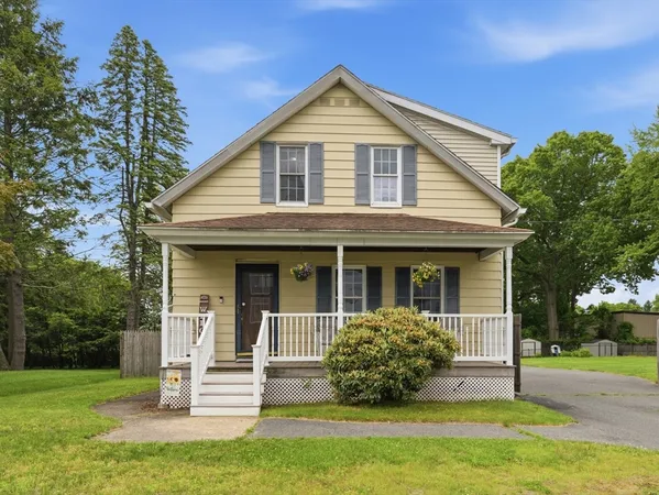 $279,900 | 41 Verge Street, Springfield, MA 01129