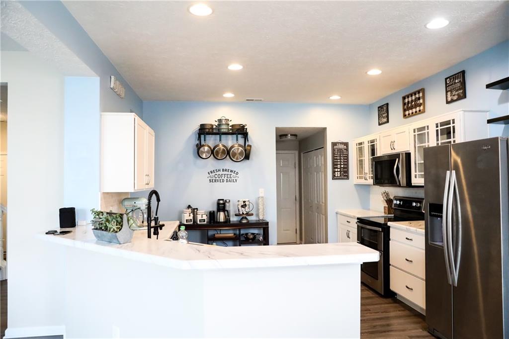 5780 Pebblebrooke Road Whitestown, IN 46075 - Photo 14 of 42