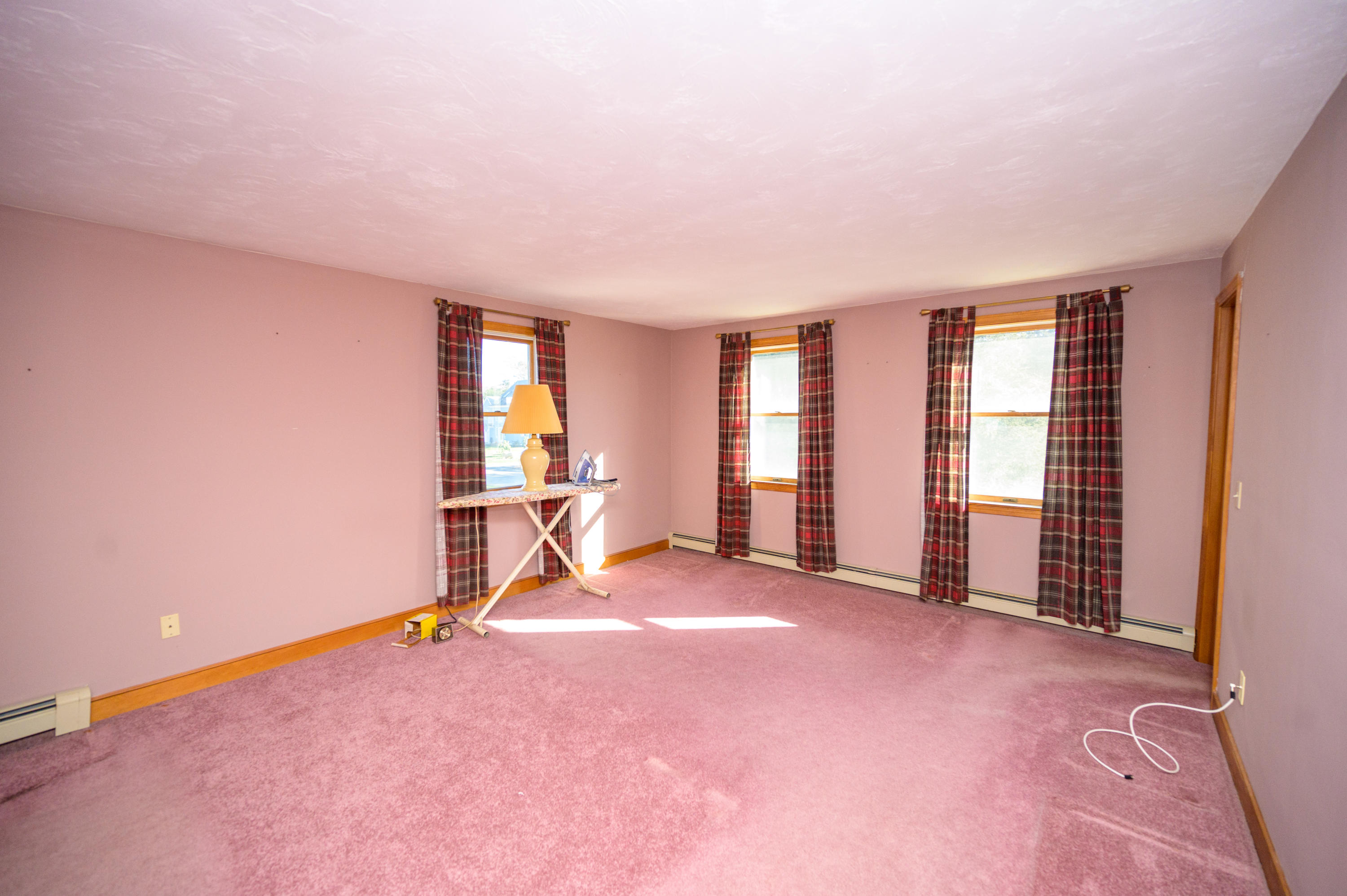 18 Warren Road Bourne, MA 02532 - Photo 23 of 36 an empty room with windows