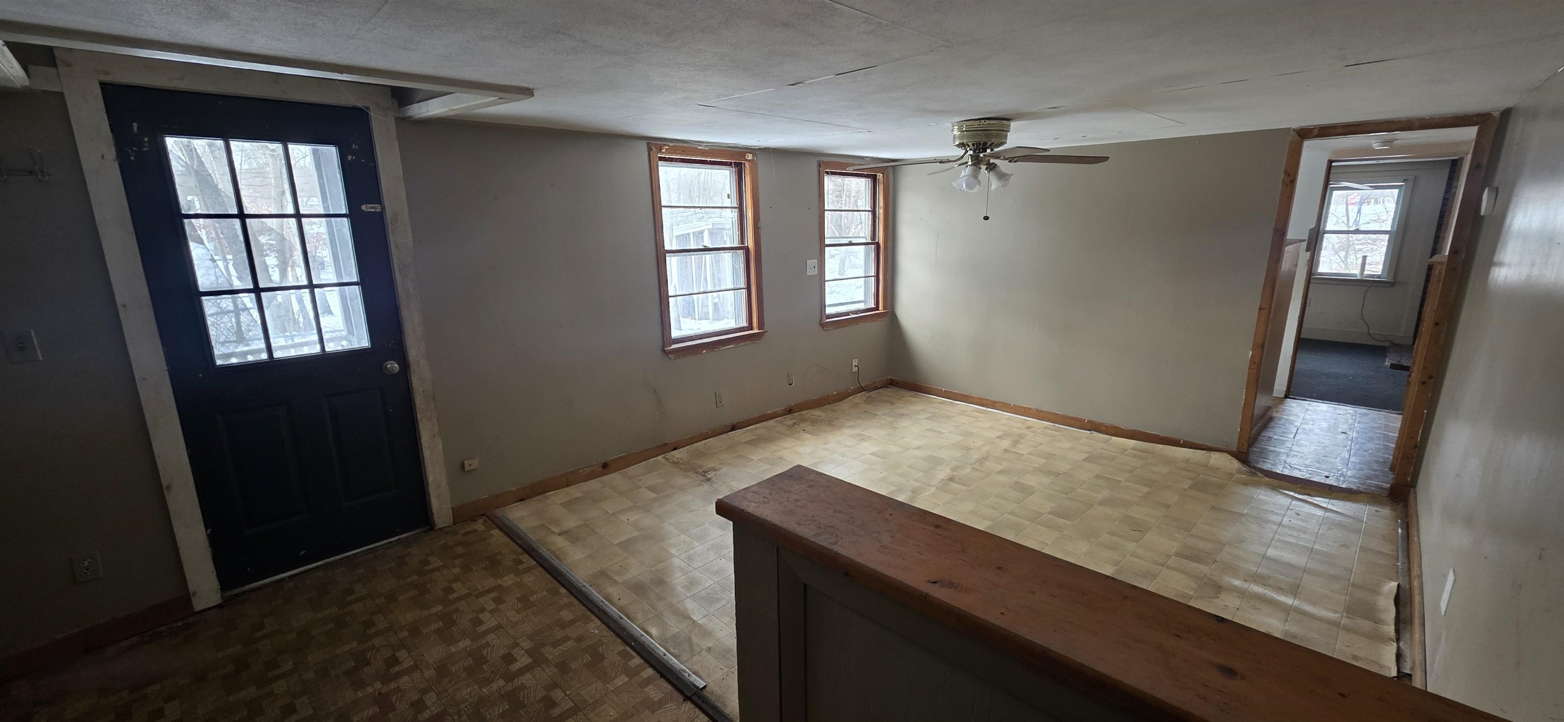 99 Highway 27 Raymond, NH 03077 - Photo 5 of 14