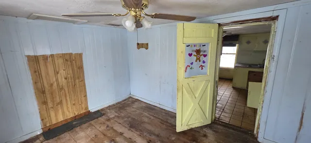 $195,000 | 99 Highway 27, Raymond, NH 03077