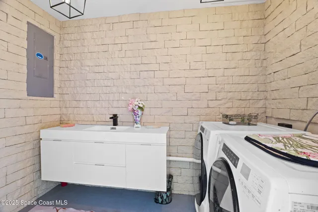 $2,500 | 761 Burman Lane Northeast, Palm Bay, FL 32905