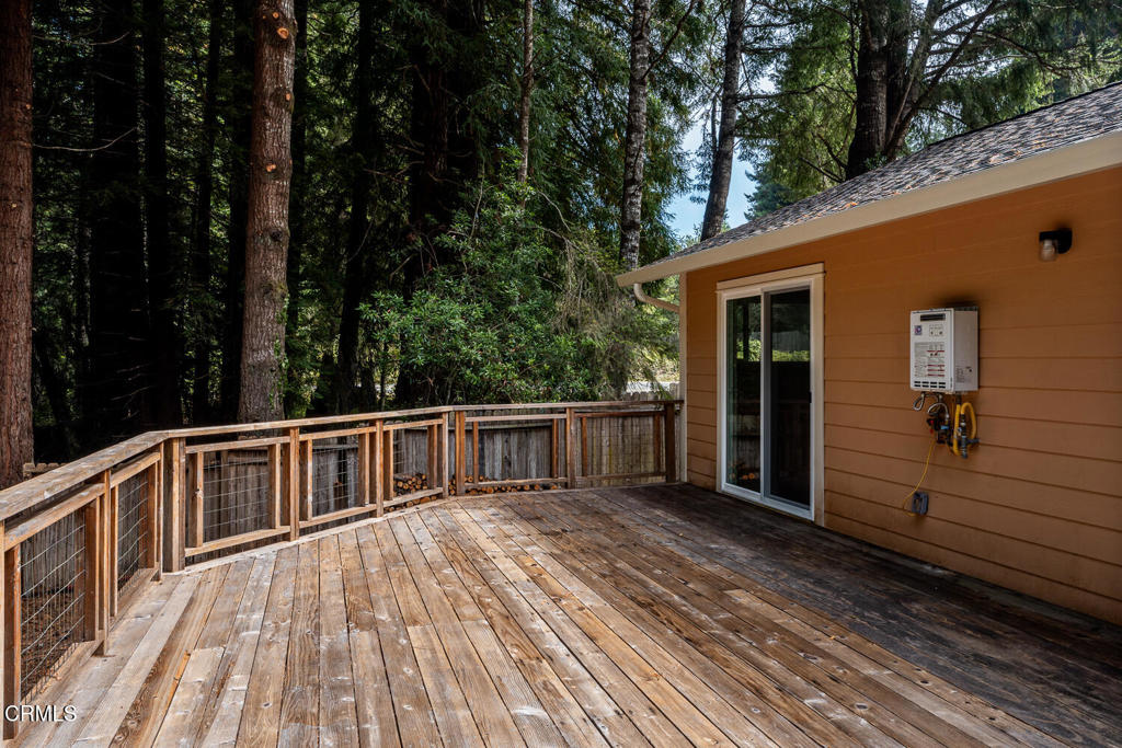 32800 Albion Ridge Road Albion, CA 95410 - Photo 23 of 27 Deck