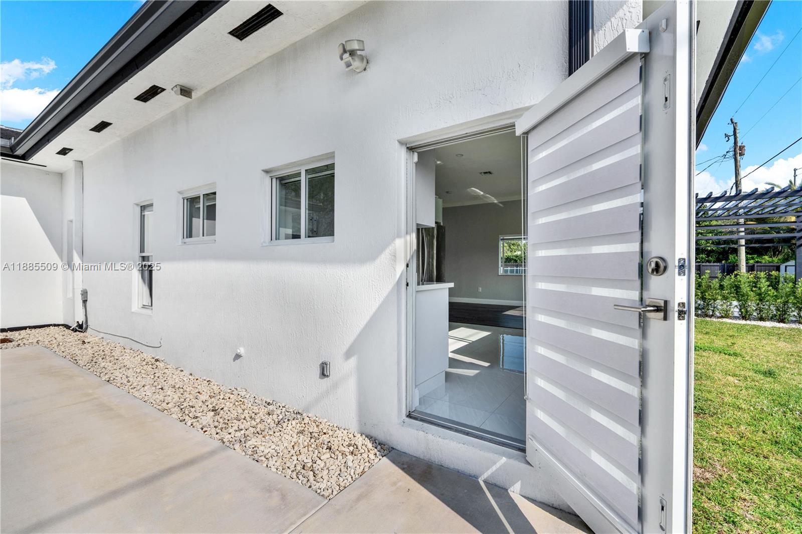 11921 Southwest 82nd Road Miami, FL 33156 - Photo 32 of 42 a view of a bedroom