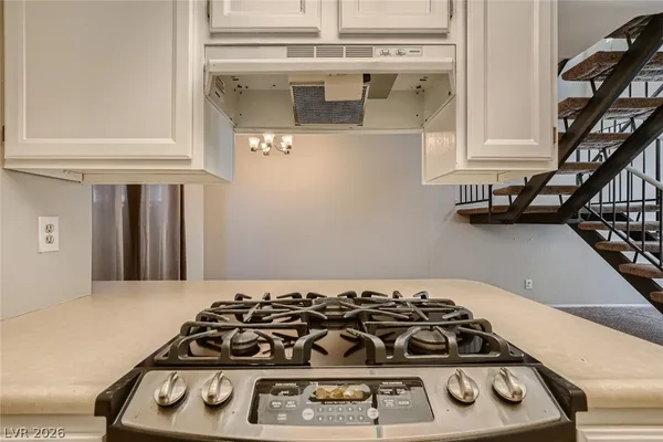$1,290 | 501 Sellers Place, Henderson, NV 89011